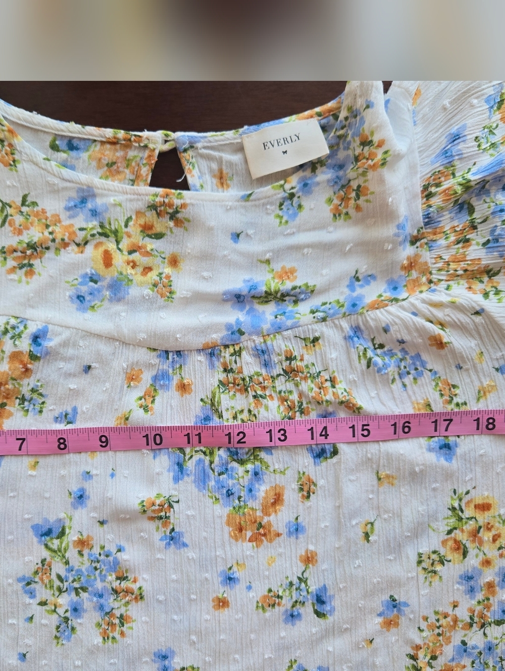 Everly Floral Swiss Dot Puff Sleeve Blouse in White/Blue – Size Small - Picture 3 of 7